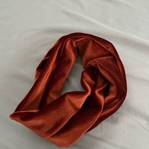 NWOT Velvet Rust Headband